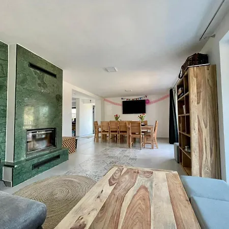 Chata Maya Domasa Hotel Kvakovce