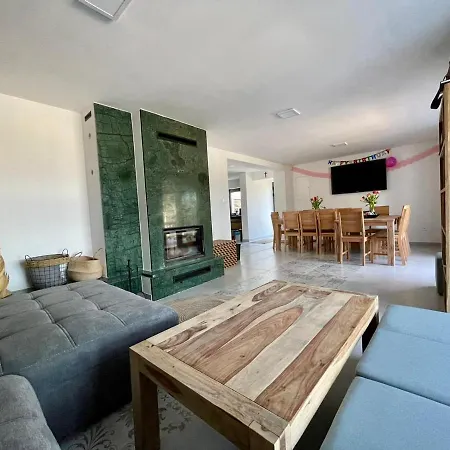 Chata Maya Domasa Hotel